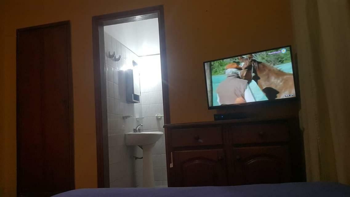 Hotel Ruta 40 チレシト エクステリア 写真